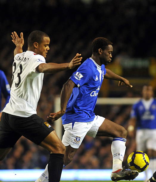 崭露头角 崭露头角